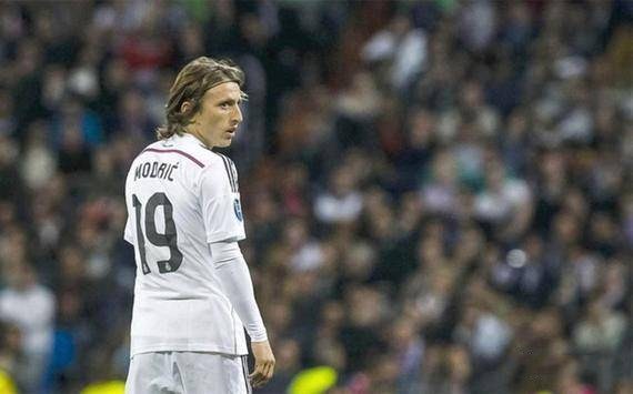 外媒：谢菲联、美因茨等多家俱乐部有意韩国国脚边卫薛英佑