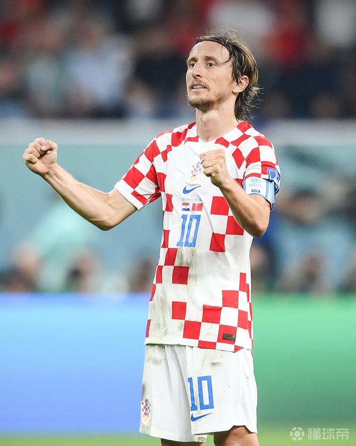 意媒：国米和米兰想签马里奥-希拉，拉齐奥给球员估价3500万